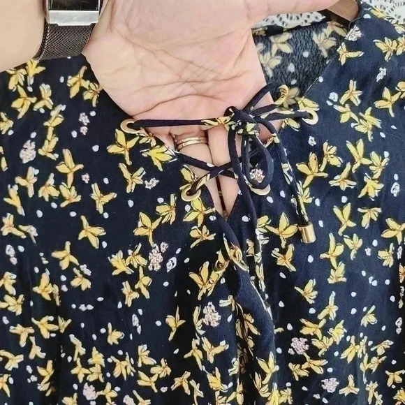 Zara Pattern lace up bell wide sleeve women's chiffon blouse S - Picture 3 of 7